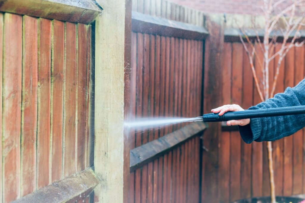 Professional Fence Cleaning in South Shore & Cape Cod Professional Fence Cleaning